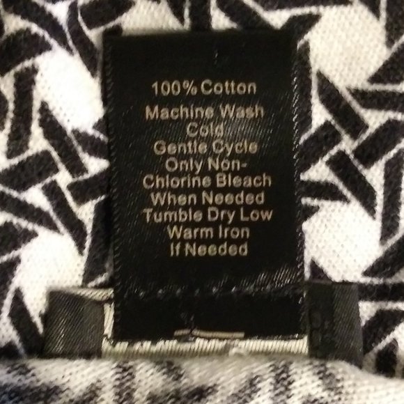 π Ann Taylor B&W Lightweight Fine Cotton Sweater Cardigan - Picture 8 of 8